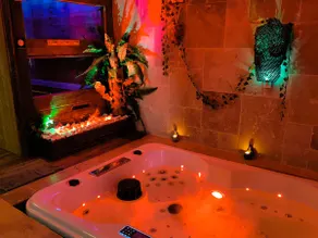Love Room CAEN 60 m2. The Boudoir de Cormelles - Image 2