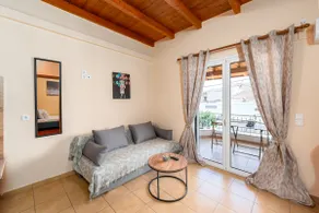 Eagle's Nest 1 - comfort city apartment - Image 4
