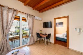 Eagle's Nest 1 - comfort city apartment - Image 3