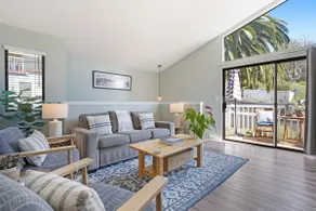 Steps to Capitola Beach♦King Bed♦EVCharger♦Pets OK - Image 3