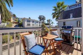 Steps to Capitola Beach♦King Bed♦EVCharger♦Pets OK - Image 4