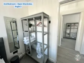Coastal Retreat: Entire 2 Bed Flat, 200m to Beach! - Image 5