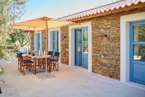 Quinta do Cedro Azul [Blue Cedar Estate] - Image 2