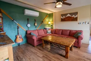 Cozy Cabin with Hot Tub, King Master, and Treenet - Image 4