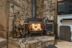 The Arnold Chalet:EV charger,firewood,dog friendly - Image 5