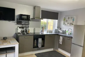 Lovely family space for 2 adults and 2 children - Image 3