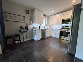 Traveler's Countryside Retreat - Image 3