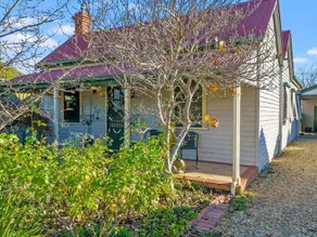 Cottage on Gray - Wangaratta - Image 2