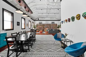 Tropical Modern Loft | SoHo Style | Concierge - Image 3