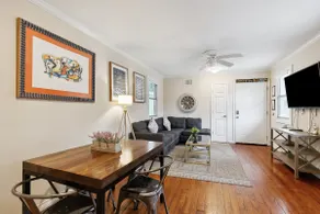 Cute 2Bed 1 1/2 bath parking included walk to FQ - Image 3