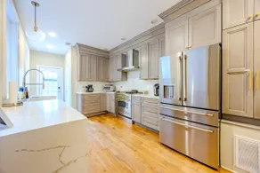 LUXURIOUS DC ESTATE, BEST LOCATION (14TH/U ST NW) - Image 5