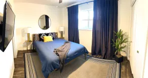 The Boho *Newly Renovated* - Image 5