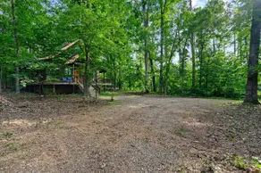 Stunning Bear Den Cabin - Image 5