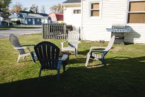 BOHO Bungalow Lake Erie-Wine/GOTL & BULA - Image 3