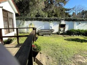 Beach cabin with a garden. - Image 5
