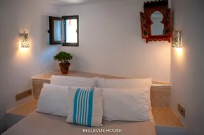 Whole House · Rooftop · Prime Location – Bellevue - Image 5