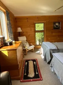 Cozy Cabin/Guest House in Sandwich NH - Image 3