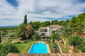 Pool House with Private Jacuzzi & Pool - Image 2