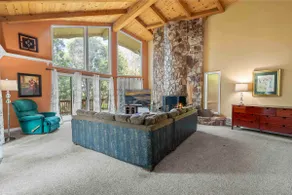 Crestline Villa for 8 Guests + Add-On Suite for 4 - Image 3