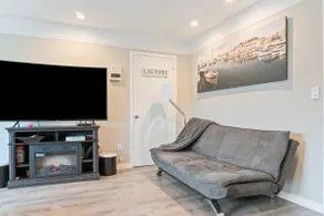 2 bedroom penthouse downtown Seattle - Image 3