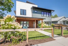 Hydrangea House - Missoula Parade of Homes Winner - Image 4