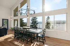 Sleeps 20 | Lake View | King Beds | Huge Home - Image 5