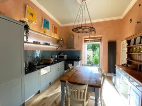 Stunning garden maisonette, v central - Image 5