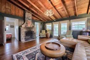 Lakefront cozy cottage... The Cottage on Moon Lake - Image 3
