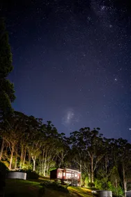 Karri Chalet | Stunning views & spa, pet friendly - Image 5
