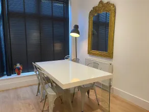 Bagshot Village Sleeps 4 Pennyhill Ascot Golf Film - Image 4