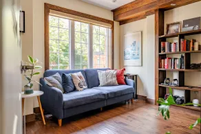 4 BR, 3BA Modern Toronto Home | Espresso - Image 5