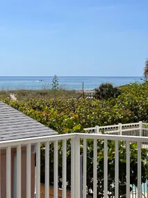 Executive Cottage with Ocean View & Beach Access - Image 2