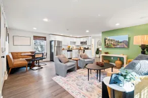 Park Circle Cottage • Walk to Dining & Breweries - Image 3