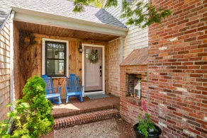 Charming Studio + Deck + Fast Wifi at The Shire - Image 3