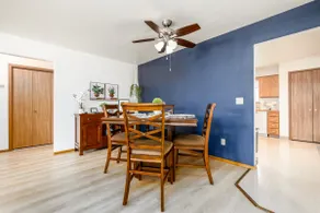 Cozy modern 2BR w/ workspace near Main St - Image 3