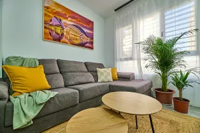 Spacious, elegant and new • Private patio • 8 Pax. - Image 2