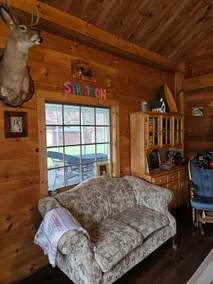 Beautiful Arlington Home on the Battenkill River - Image 4