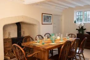 Grade 2 Listed Rural Farmhouse Idyllic retreat - Image 4