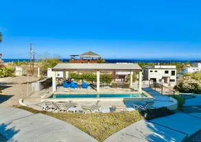 Seaview Villa #2 w/Pool, 10 min walk to Beach - Image 5