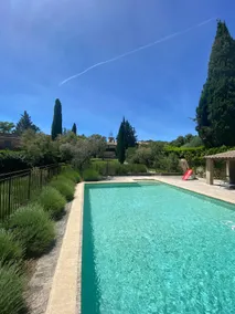 Beautiful house full of character near Lourmarin - Image 2