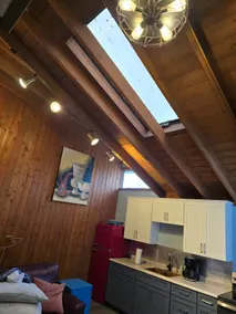 Cheerful 1 bdr apt with full kitchen & private bdr - Image 4