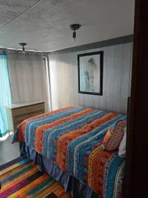 Cheerful 1 bdr apt with full kitchen & private bdr - Image 2