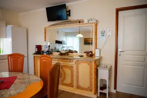 Cozy apartment with terrace and fireplace - Image 3