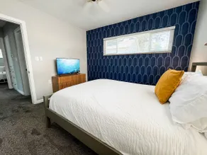 Cozy Getaway | 2BR Downtown Maumee & Riverwalk - Image 5