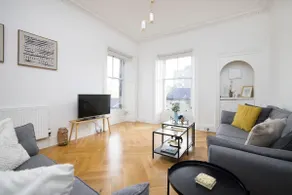 The Haymarket - Scandi Central Edinburgh Home - Image 2