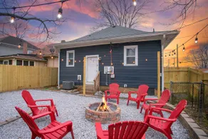 Neon Nashville | Hot Tub, Fire Pit, Walk to Eats - Image 2