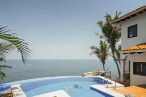 Casa Cielo, Oceanside Villa - Image 5