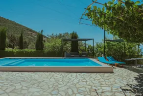Golden View Rooms - (2) Pool,WiFi,Sea - Image 4