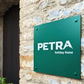 Petra Holiday Home - Image 5