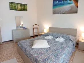 5 min from downtown with free parking + Wi-Fi - Image 2